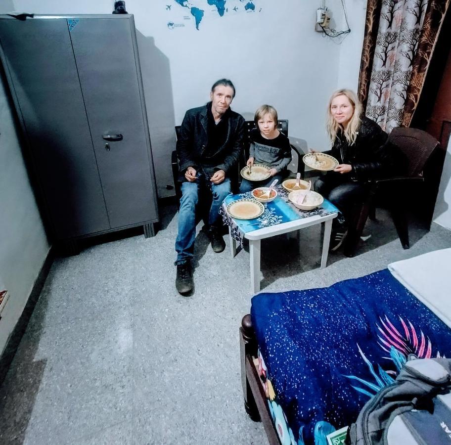 Khajuraho Homestay Bagian luar foto