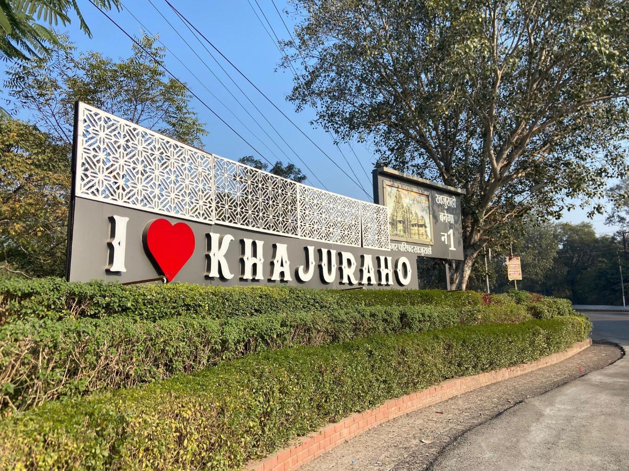 Khajuraho Homestay Bagian luar foto