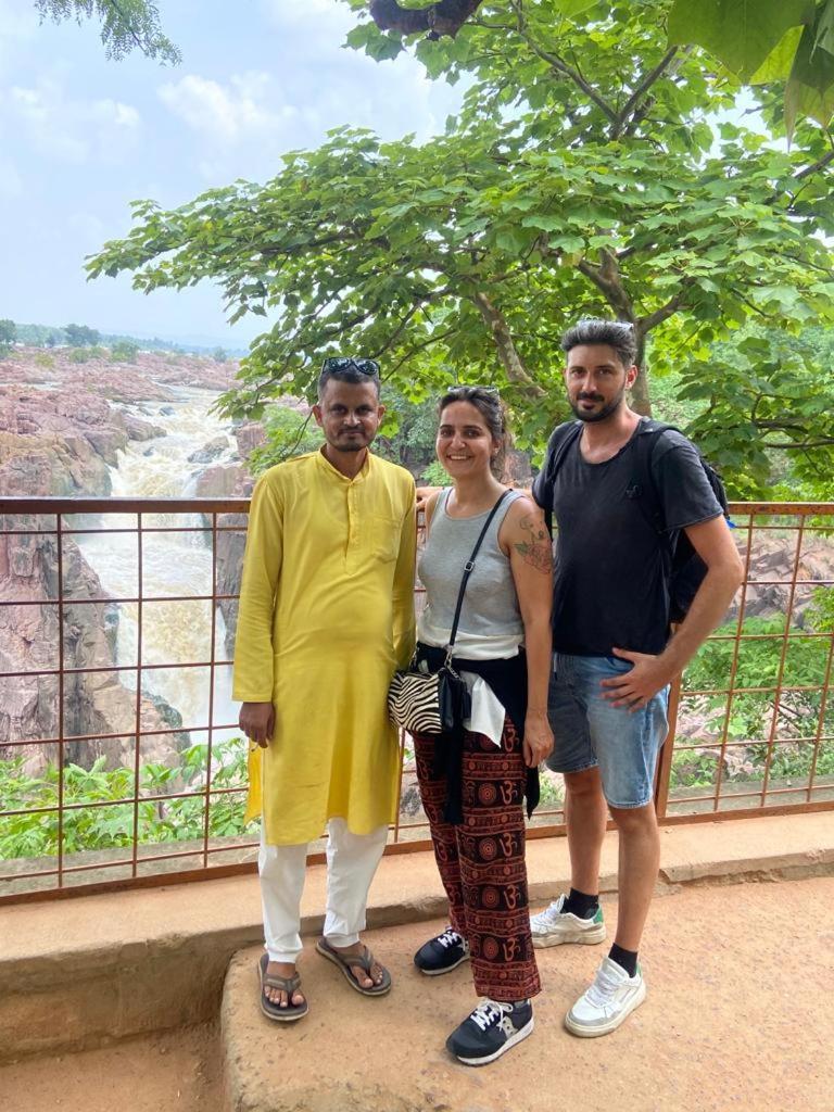Khajuraho Homestay Bagian luar foto