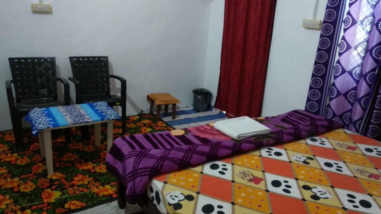 Khajuraho Homestay Bagian luar foto