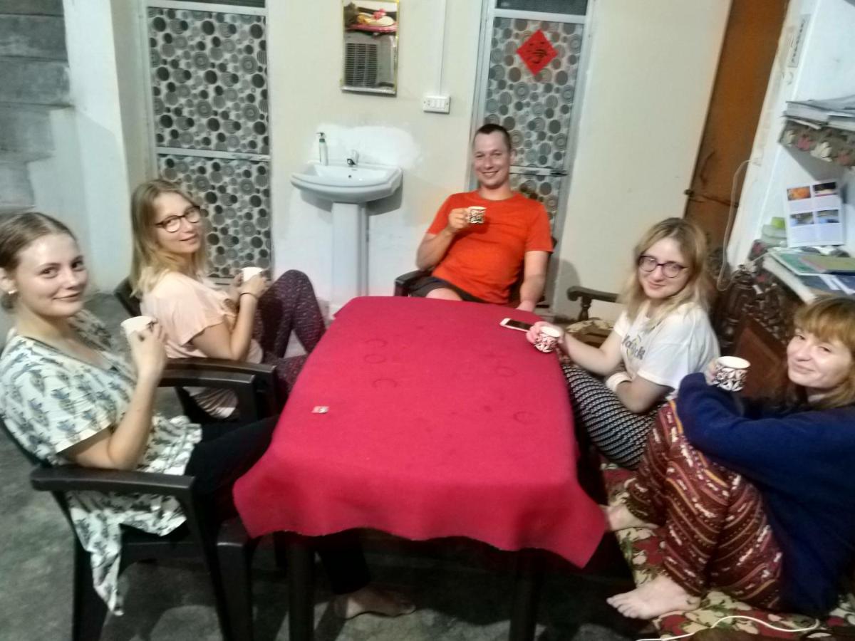 Khajuraho Homestay Bagian luar foto