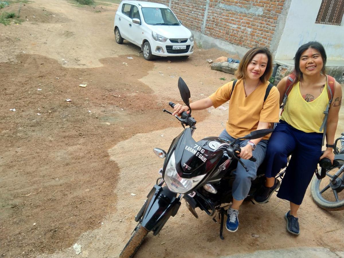Khajuraho Homestay Bagian luar foto