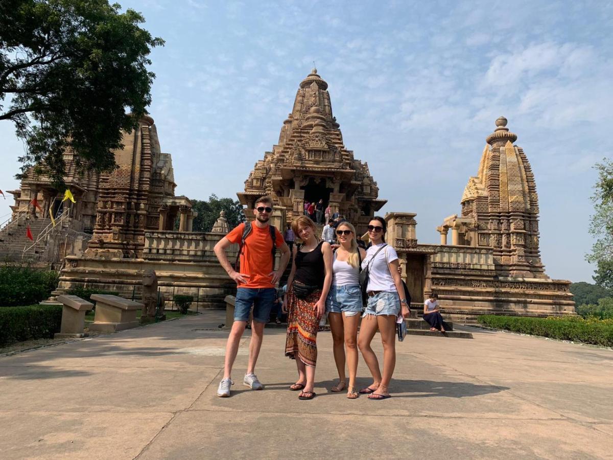 Khajuraho Homestay Bagian luar foto