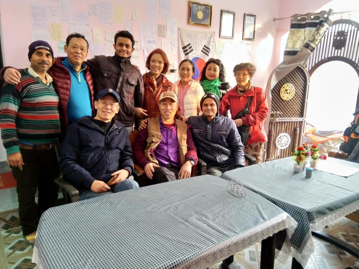 Khajuraho Homestay Bagian luar foto
